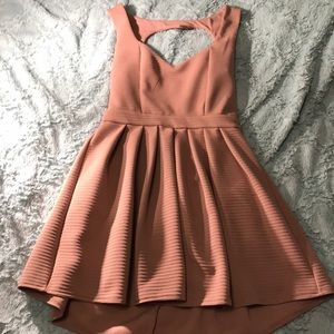 open back and rib dress✨